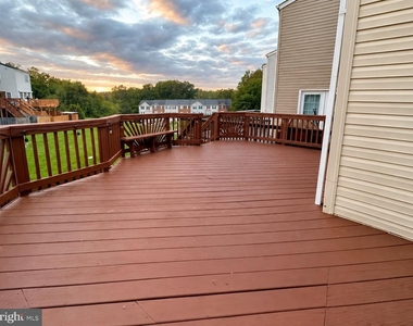 11736 Batley Place - Photo Thumbnail 5