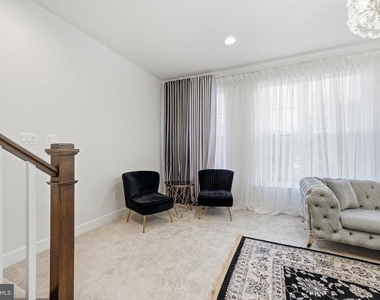 657 Belmont Bay Drive - Photo Thumbnail 14