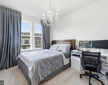 657 Belmont Bay Drive - Photo Thumbnail 17