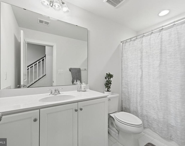 657 Belmont Bay Drive - Photo Thumbnail 2