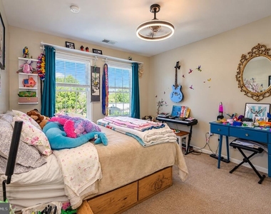 15573 Trisail Court - Photo Thumbnail 15