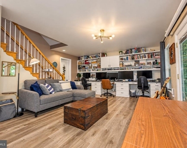 15573 Trisail Court - Photo Thumbnail 17