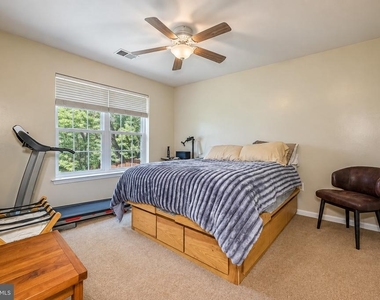 15573 Trisail Court - Photo Thumbnail 18