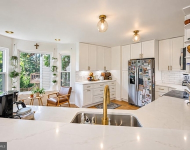 15573 Trisail Court - Photo Thumbnail 7