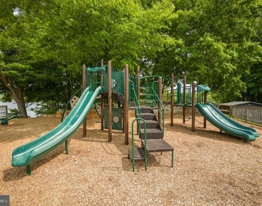 15573 Trisail Court - Photo Thumbnail 31