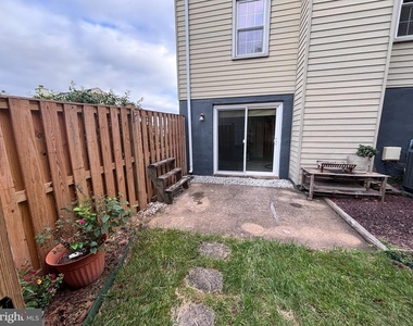 961 Holborn Court - Photo Thumbnail 21