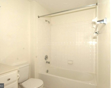 21197 Mcfadden Square - Photo Thumbnail 14