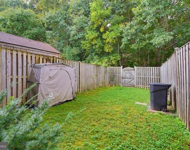 8284 Crestmont Circle - Photo Thumbnail 32