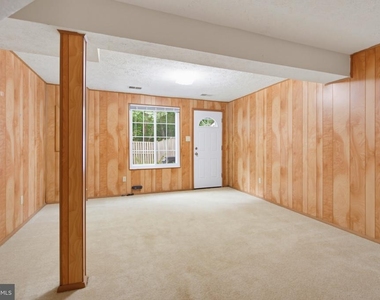 8284 Crestmont Circle - Photo Thumbnail 28