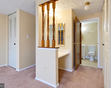 8284 Crestmont Circle - Photo Thumbnail 13