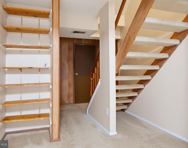 8284 Crestmont Circle - Photo Thumbnail 25