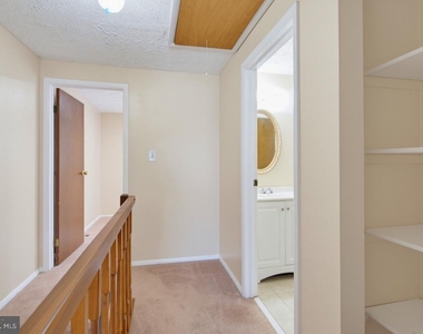 8284 Crestmont Circle - Photo Thumbnail 24