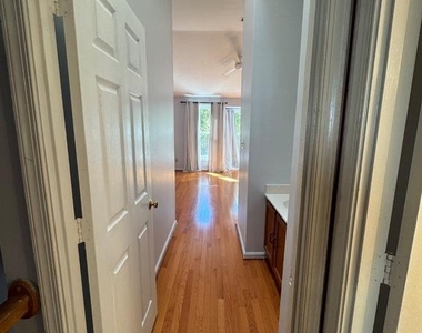5901 Saint Giles Way - Photo Thumbnail 15