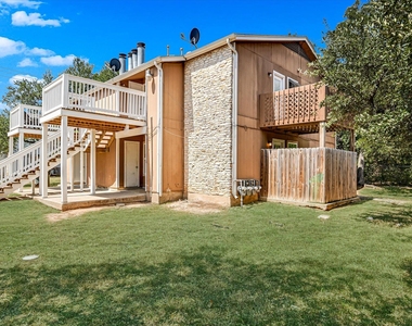 301 Algerita Dr - Photo Thumbnail 1
