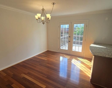 6035 Kestner Circle - Photo Thumbnail 3