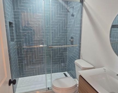 6035 Kestner Circle - Photo Thumbnail 15