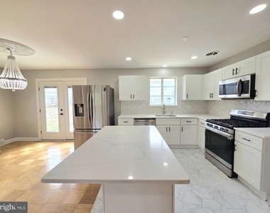 5311 Montgomery Street - Photo Thumbnail 5
