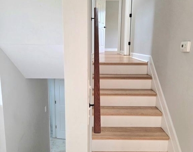 5311 Montgomery Street - Photo Thumbnail 10