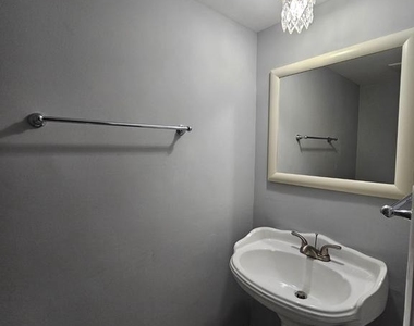 9657 Lindenbrook Street - Photo Thumbnail 16
