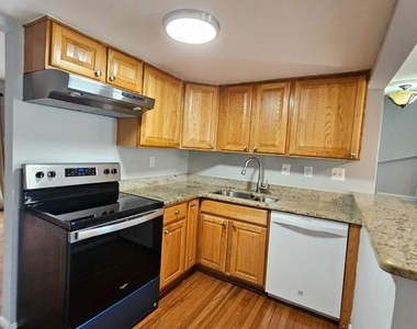 9657 Lindenbrook Street - Photo Thumbnail 8