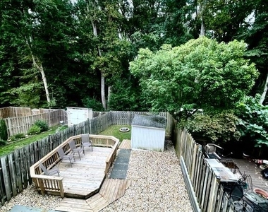 7925 Forest Path Way - Photo Thumbnail 12