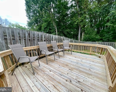 7925 Forest Path Way - Photo Thumbnail 25