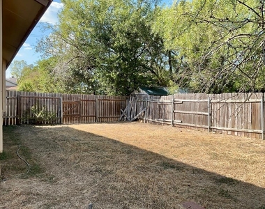 3002 Cottonweed Trl - Photo Thumbnail 18