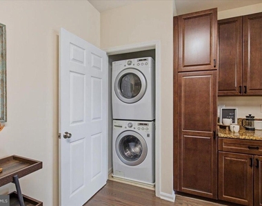 4200 Mozart Brigade Lane - Photo Thumbnail 13