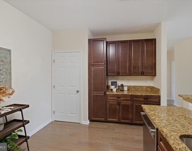 4200 Mozart Brigade Lane - Photo Thumbnail 11