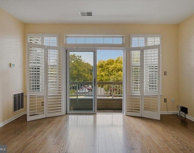 4200 Mozart Brigade Lane - Photo Thumbnail 7