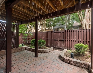 6312 Chaucer View Circle - Photo Thumbnail 38