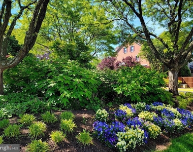 6312 Chaucer View Circle - Photo Thumbnail 46