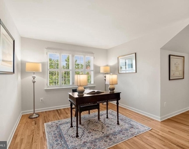 6312 Chaucer View Circle - Photo Thumbnail 30