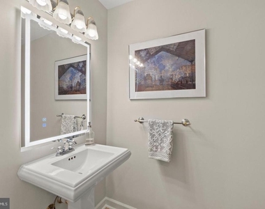 6312 Chaucer View Circle - Photo Thumbnail 17