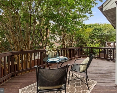 6312 Chaucer View Circle - Photo Thumbnail 11
