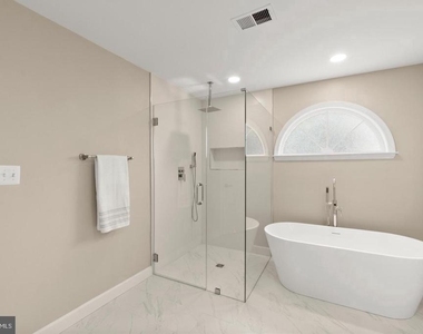 6312 Chaucer View Circle - Photo Thumbnail 22