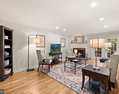 6312 Chaucer View Circle - Photo Thumbnail 15