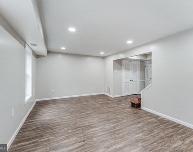 8105 Oaklake Court - Photo Thumbnail 37