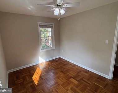 6624 E Wakefield Drive - Photo Thumbnail 15