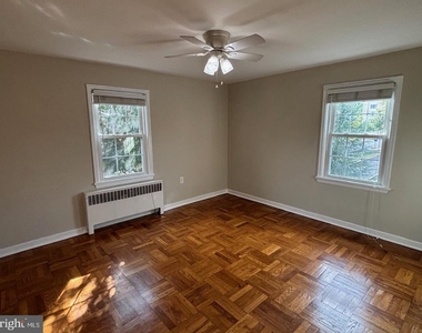 6624 E Wakefield Drive - Photo Thumbnail 16