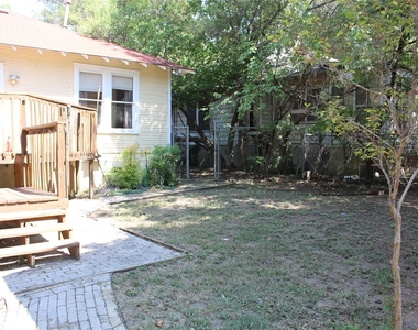 2826 Salado St - Photo Thumbnail 22