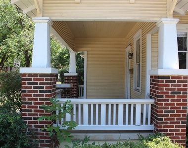 2826 Salado St - Photo Thumbnail 2