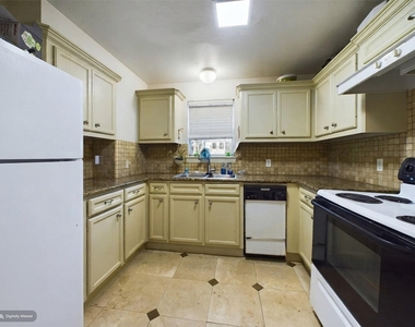 2826 Salado St - Photo Thumbnail 26