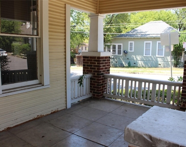 2826 Salado St - Photo Thumbnail 4