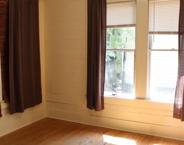 2826 Salado St - Photo Thumbnail 14