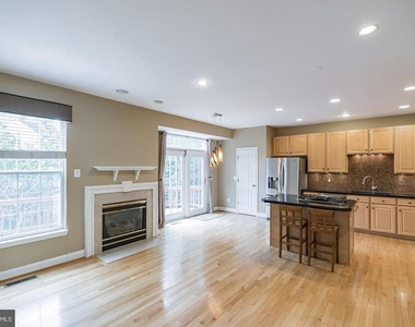 2807 Marywood Oaks Lane - Photo Thumbnail 9