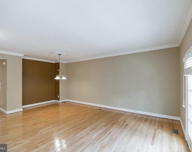 2807 Marywood Oaks Lane - Photo Thumbnail 7