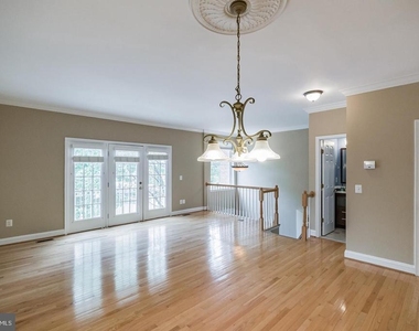2807 Marywood Oaks Lane - Photo Thumbnail 4