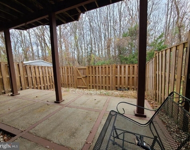 7705 Wiley Creek Way - Photo Thumbnail 21