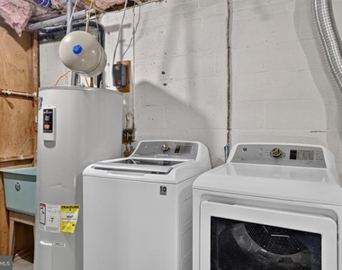 6104 Saint John Drive - Photo Thumbnail 23